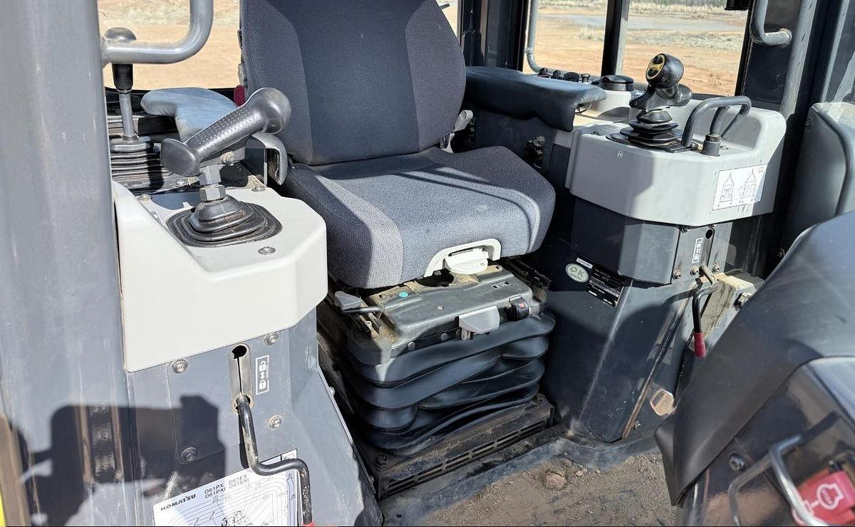 Used 2023 KOMATSU D61PX-24