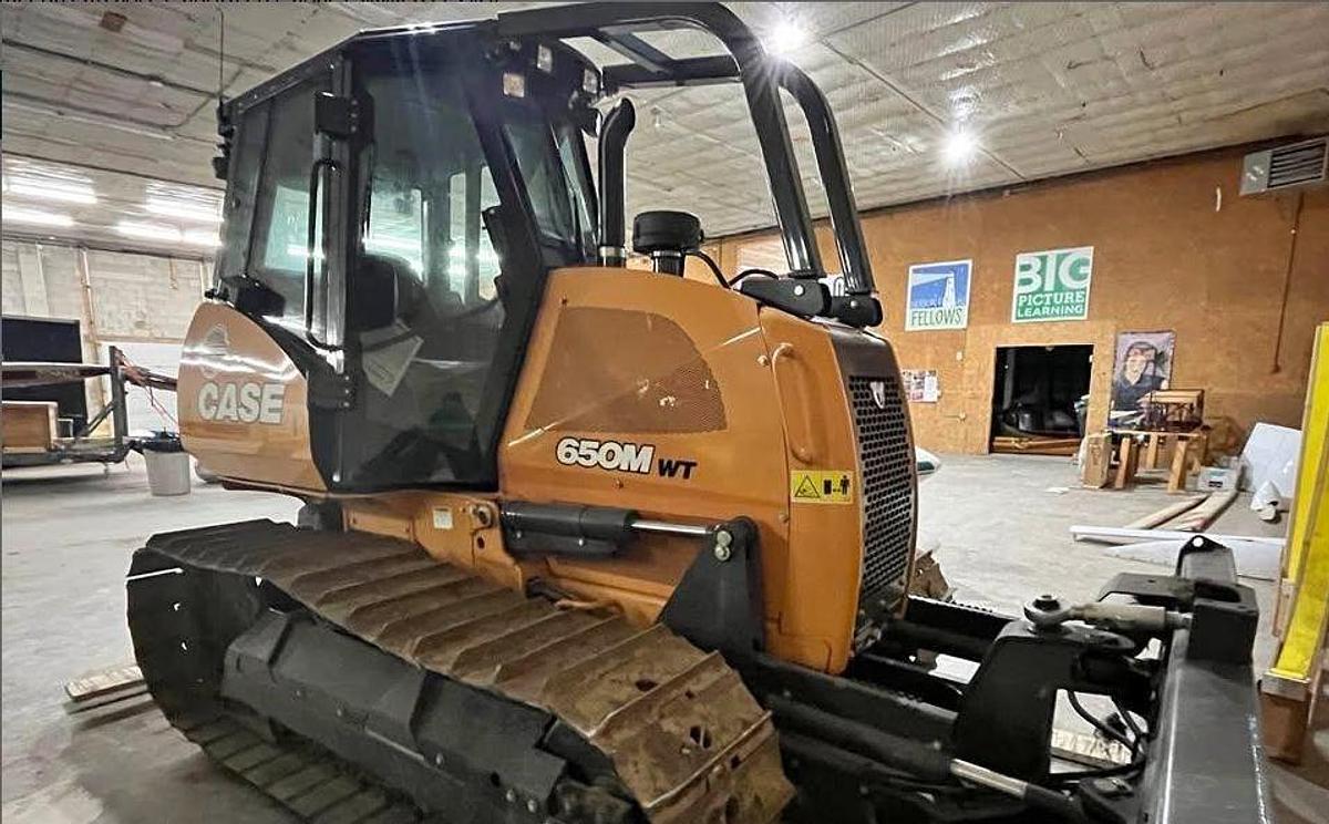 Used 2023 CASE 650M WT