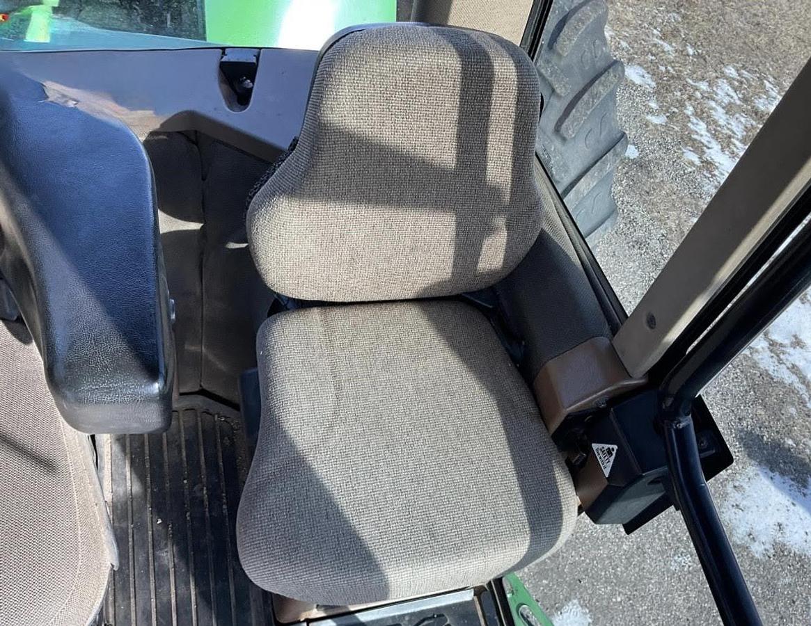 Used 1999 JOHN DEERE 9400 Tractor