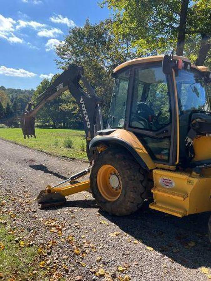 Used 2015 Volvo BL70B