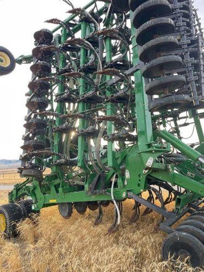 Used 2018 JOHN DEERE 1835 Air Seeder