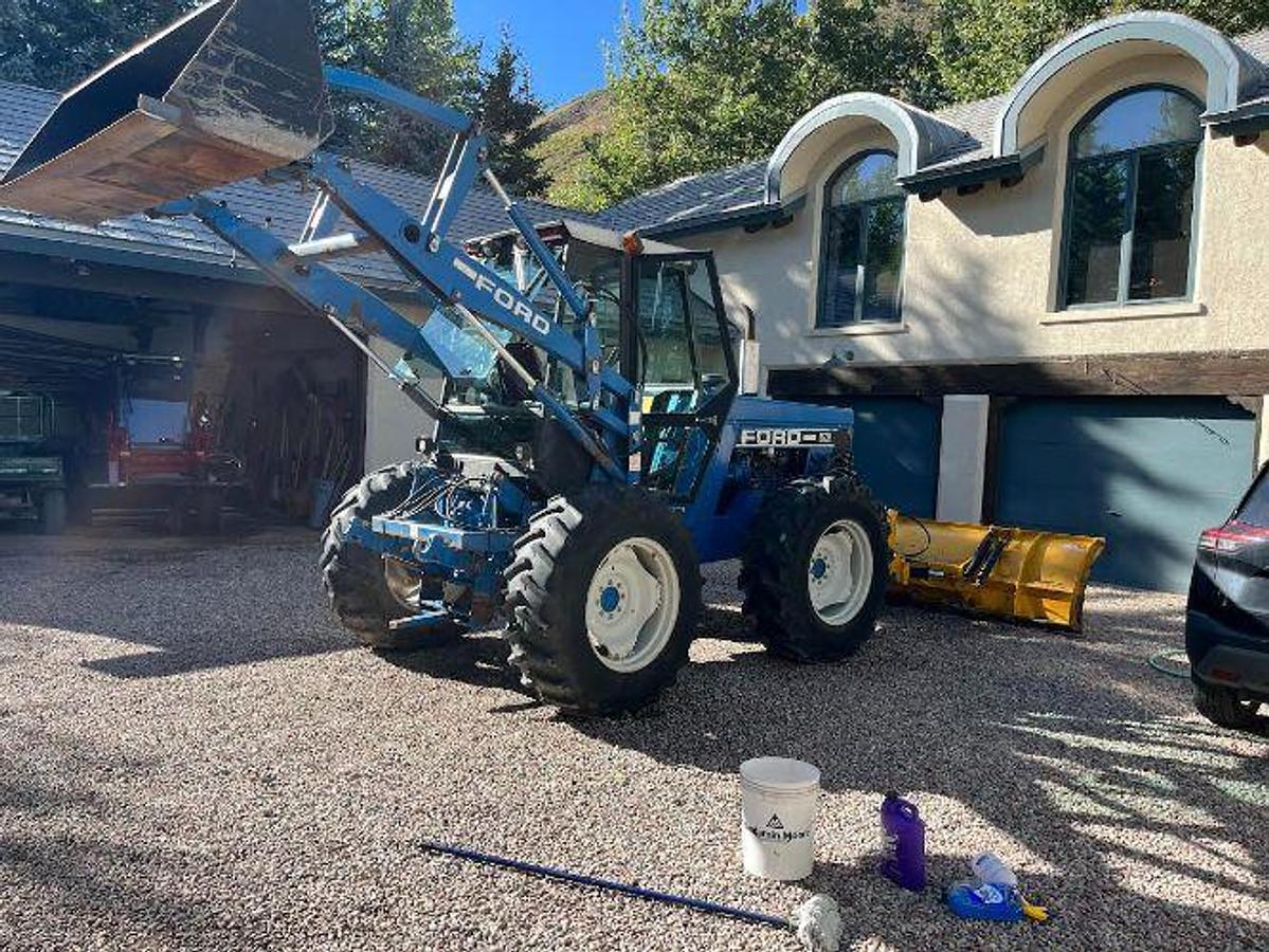 Used 1980 Ford 276 Tractor