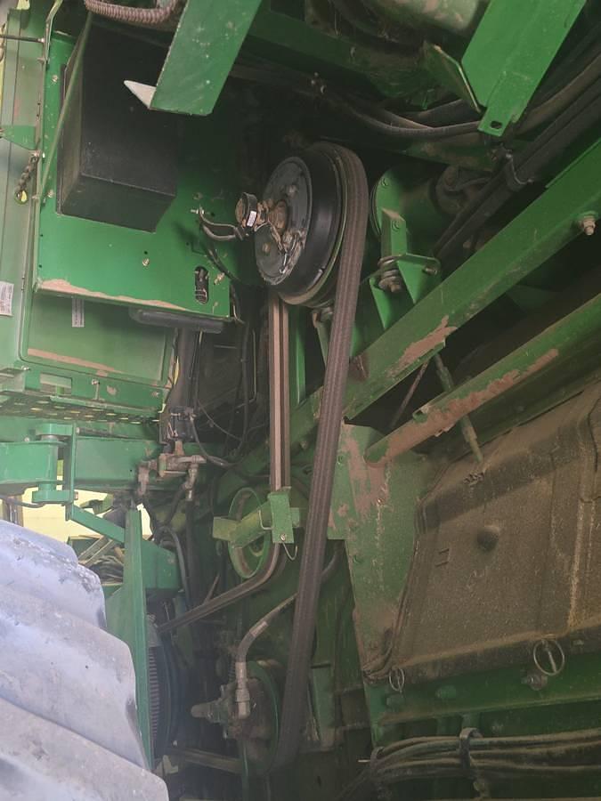 Used 2007 John Deere 9760 STS Combine