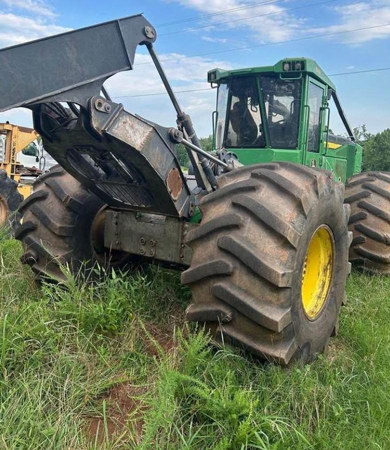 Used 2015 JOHN DEERE 848L Skidder