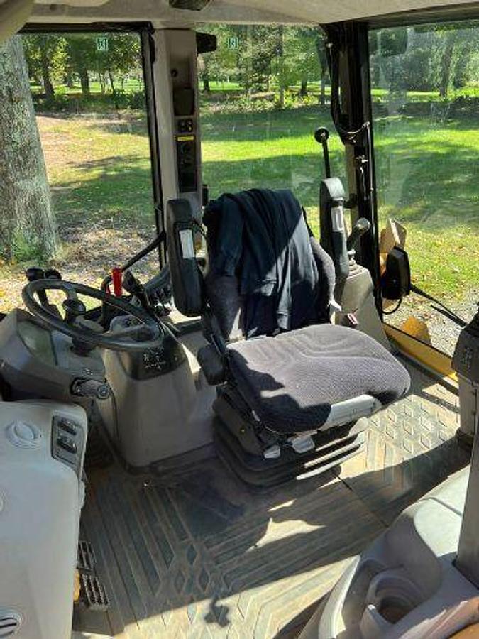 Used 2015 Volvo BL70B