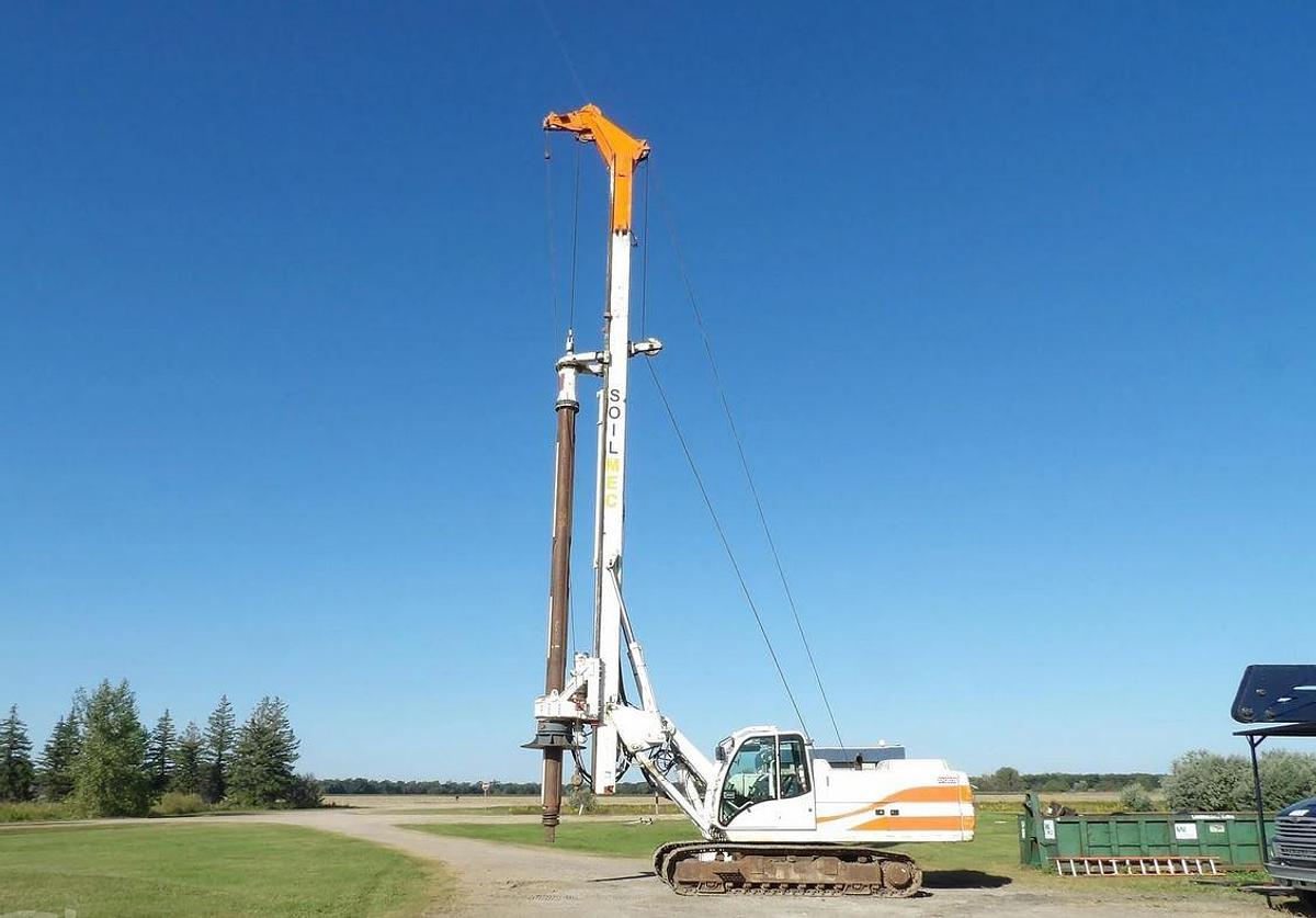 Used 2005 SOILMEC R312-200 Verticle Drill