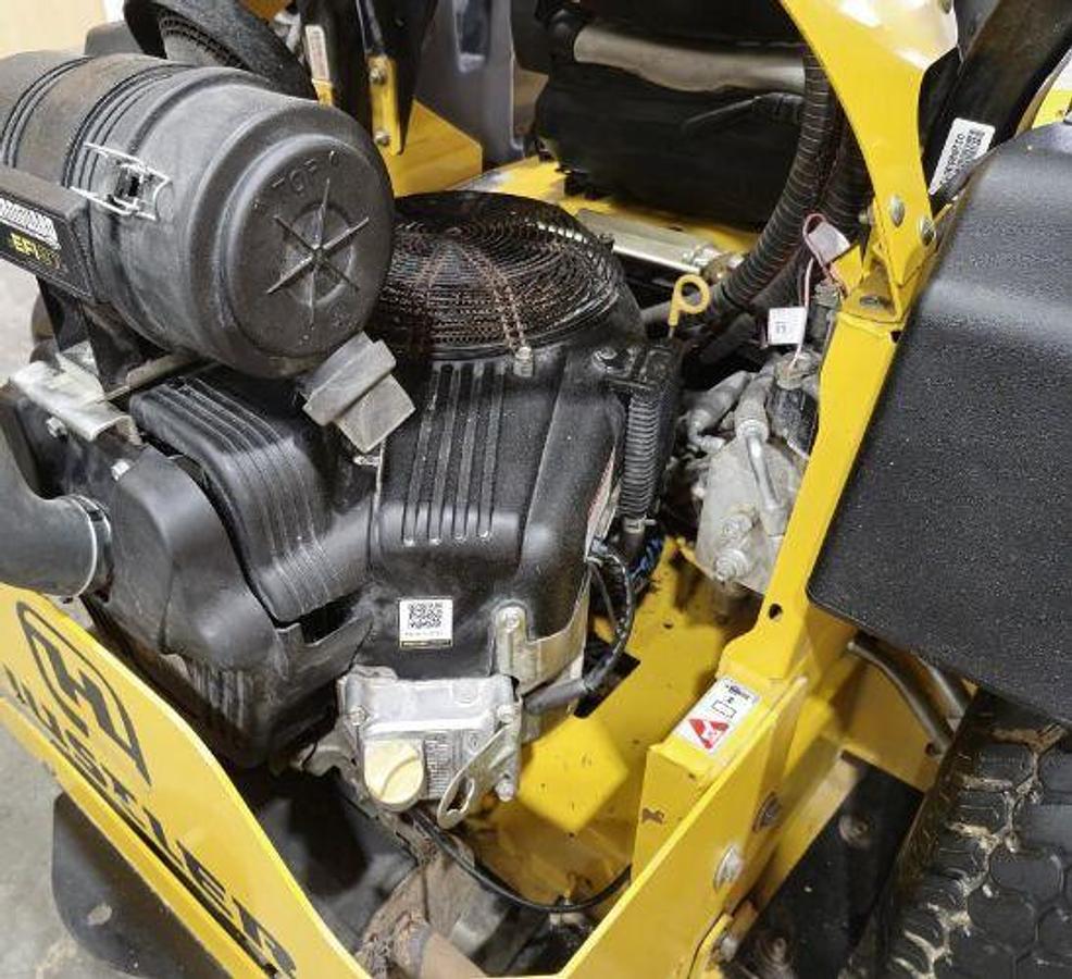 Used 2017 Hustler Super 104