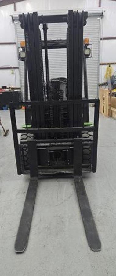 Used 2022 Viper FD35