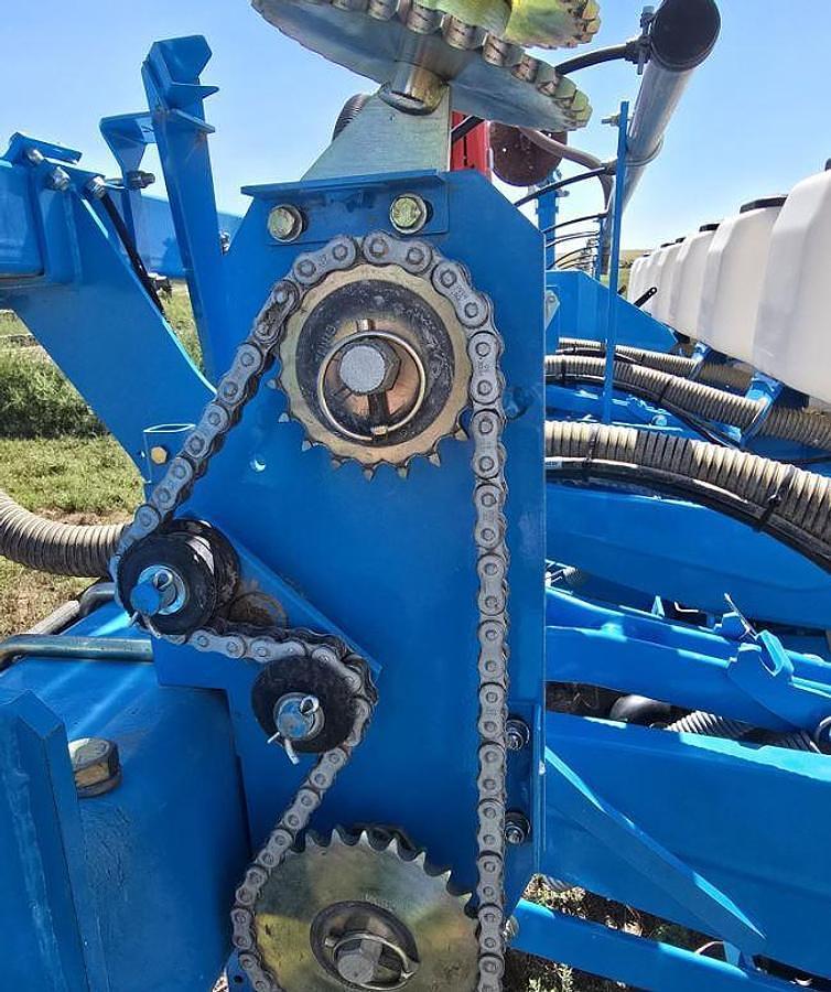 Used 2018 Monosem NG Plus 4 Planter