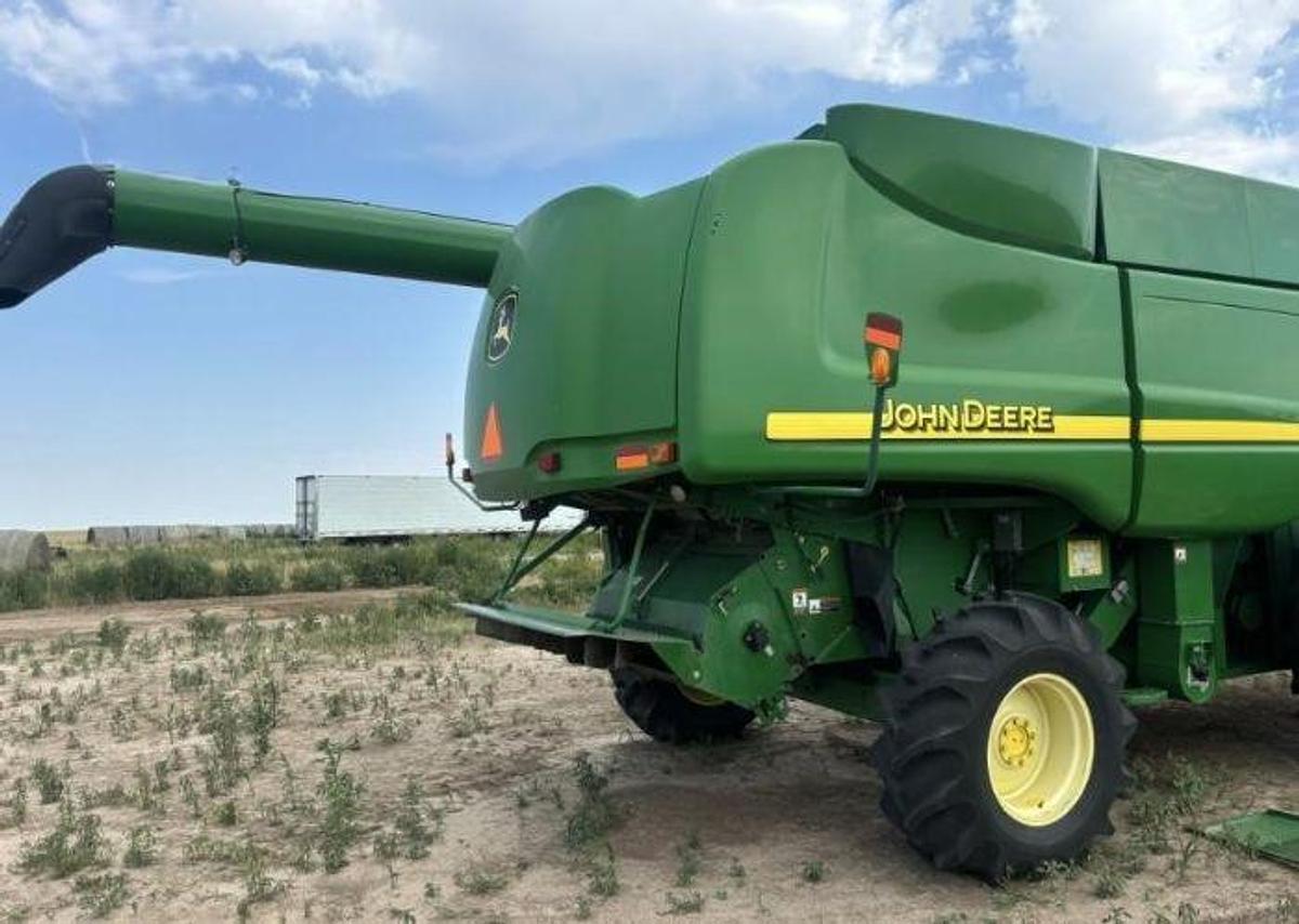 Used 2006 JOHN DEERE 9760 STS