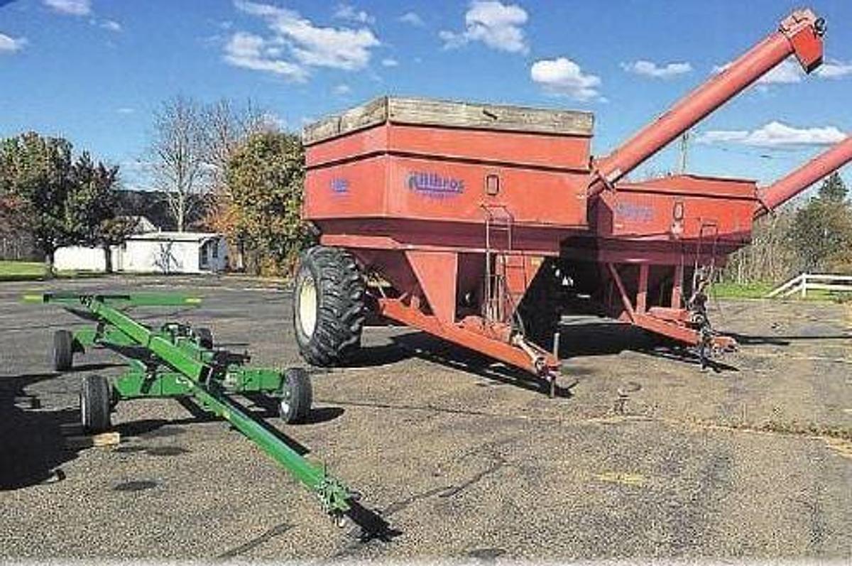 Used Unverferth HT25 & Killbros 690 