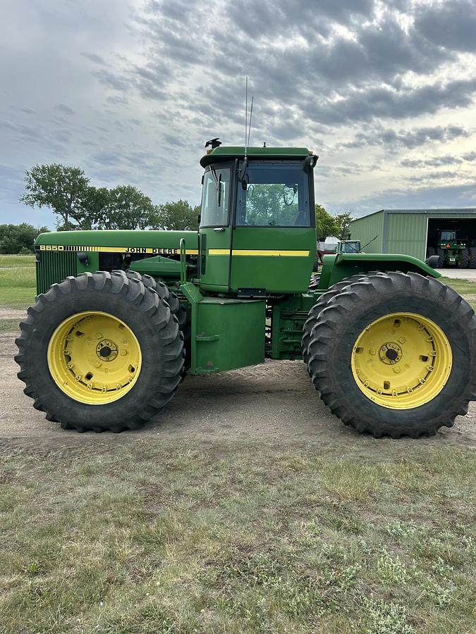 Used 1986 JOHN DEERE 8650