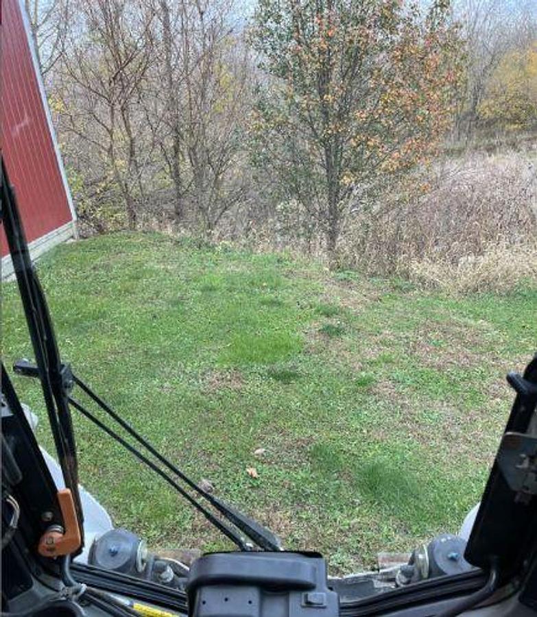 Used 2016 BOBCAT S185