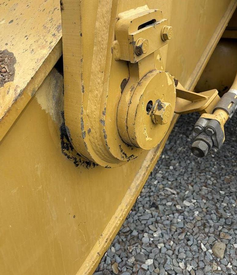 Used 2011 CATERPILLAR 988H Wheel Loader