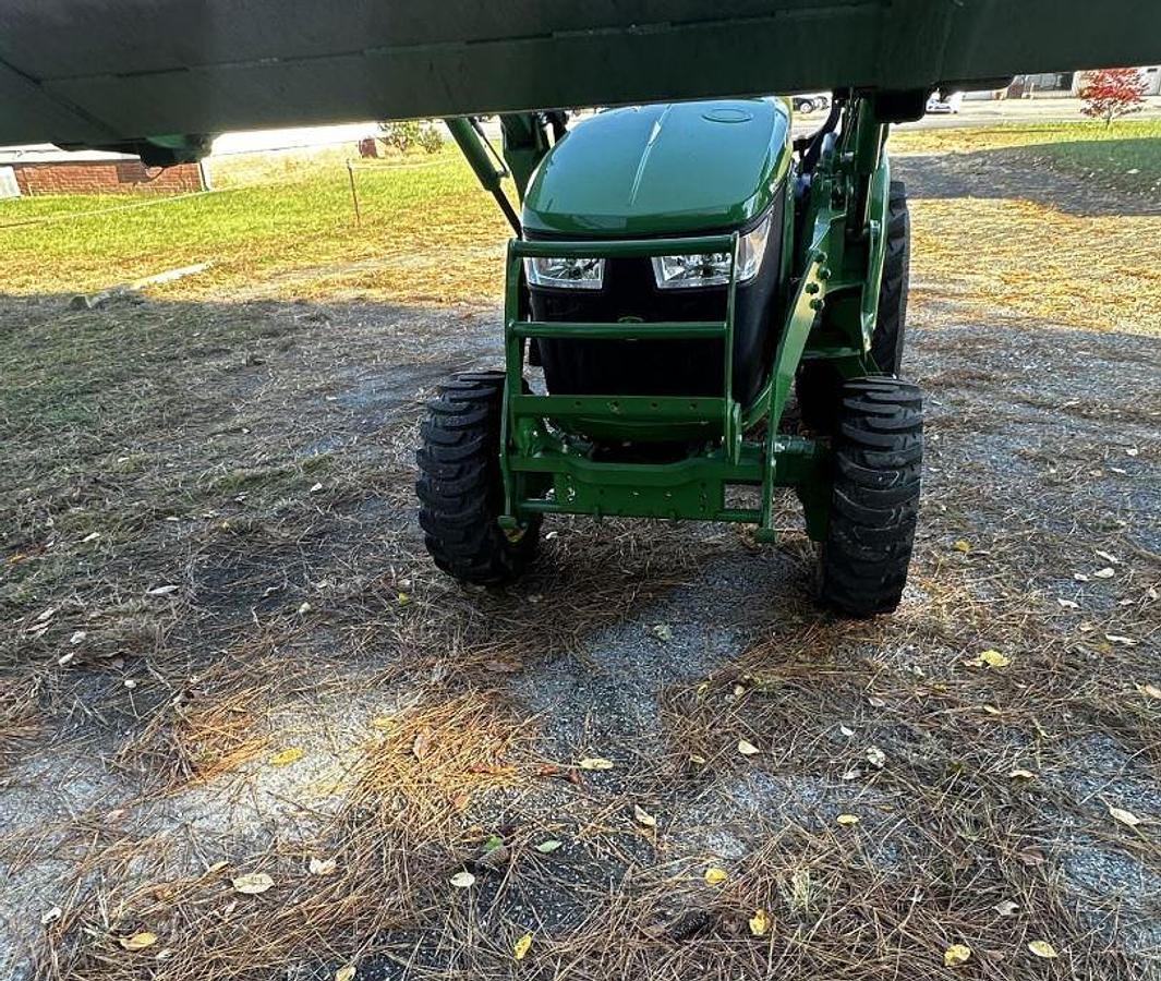 Used 2019 John Deere 3033r Tractor
