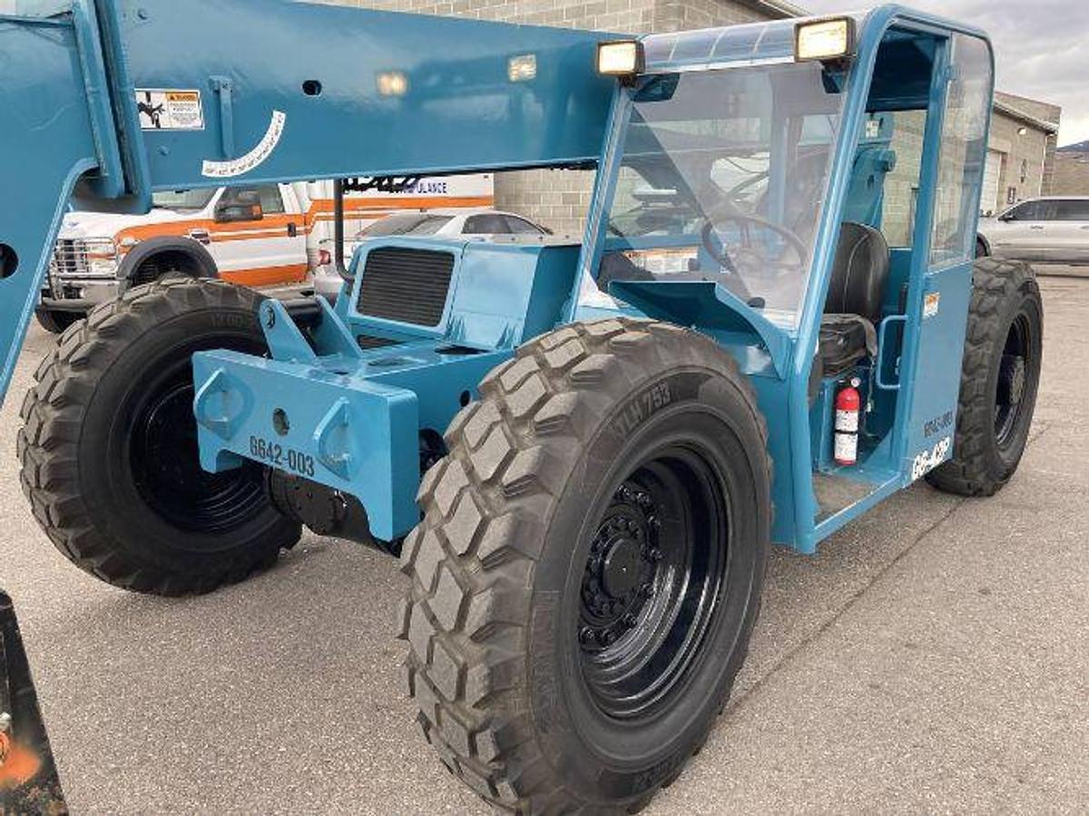 Used 2003 Gradall G6-42P