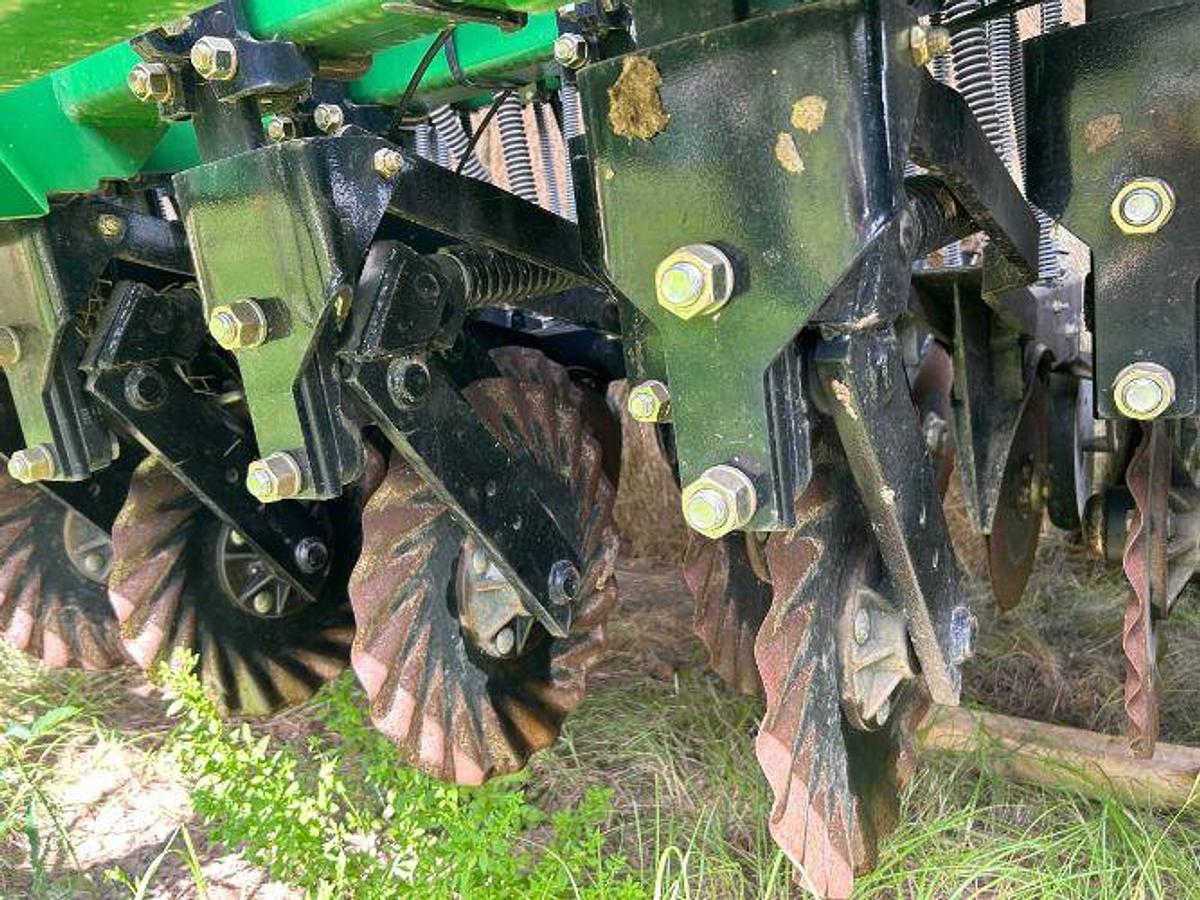 Used 2020 Great Plaines 1206NT No Till Grain Drill