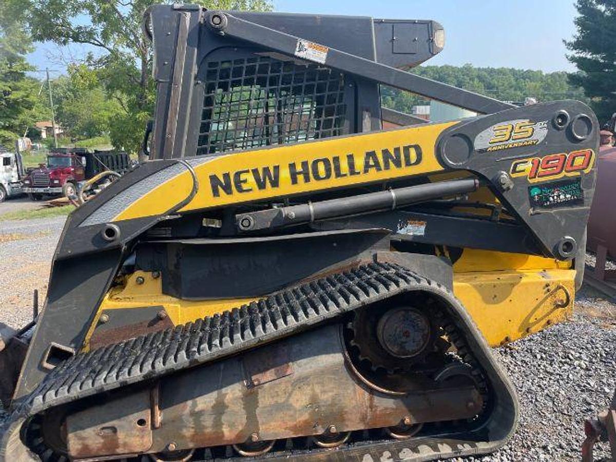 Used 2007 NEW HOLLAND C190