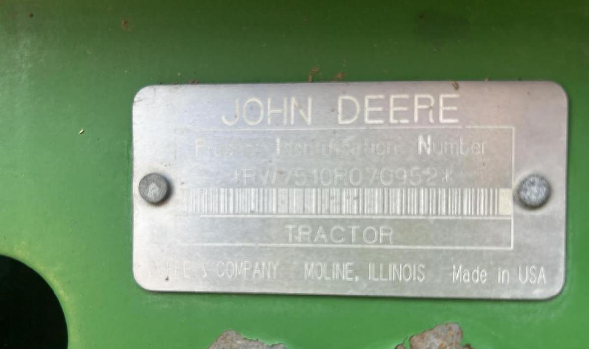 Used 2001 JOHN DEERE 7510