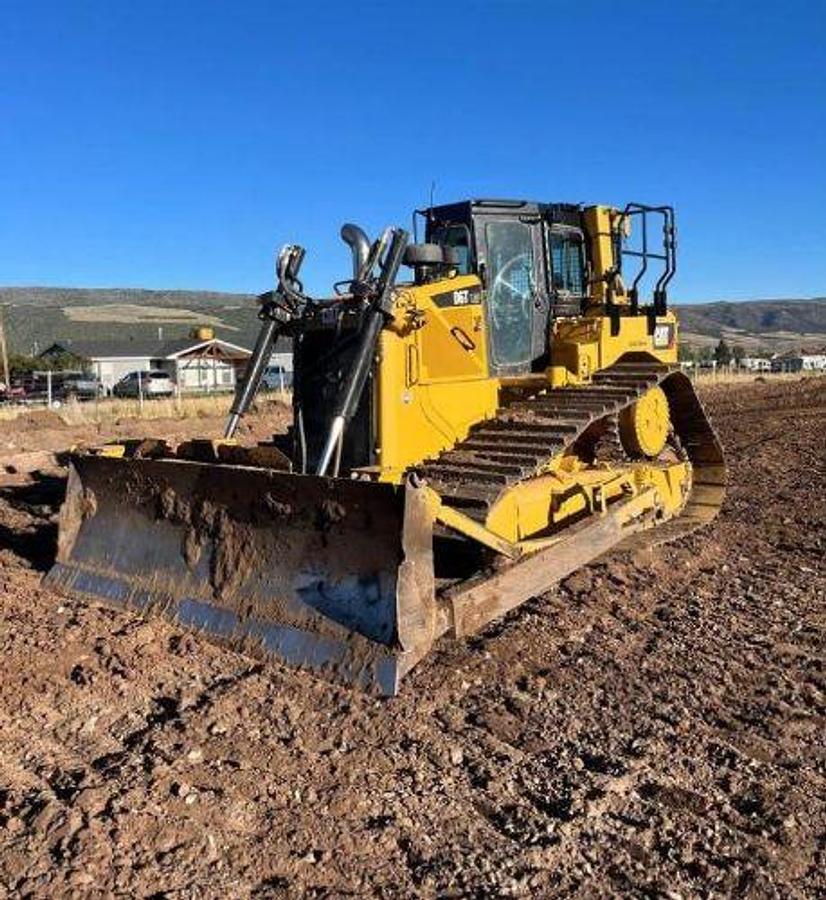 Used 2018 CATERPILLAR D6T LGP