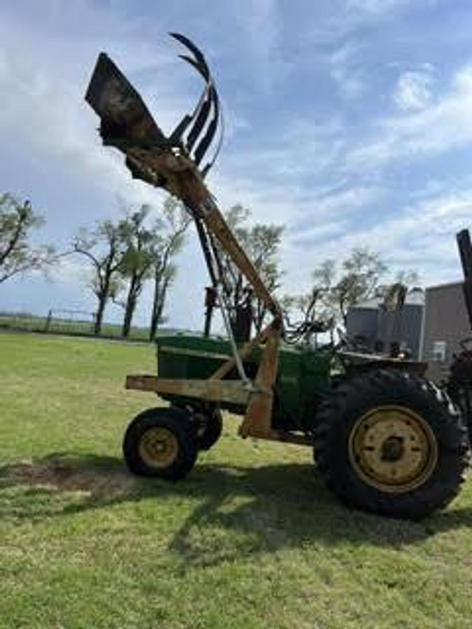 Used 1969 John Deere 4020