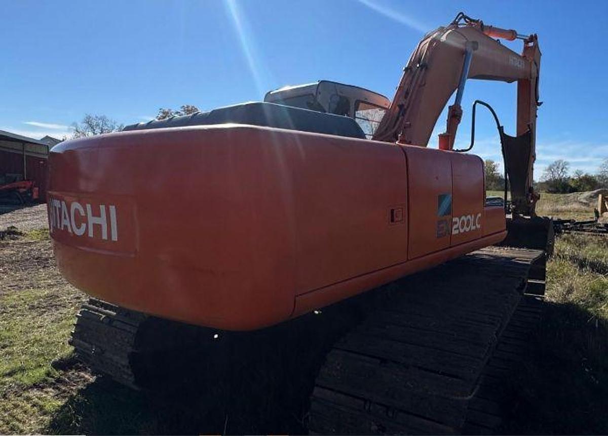 Used 2006 HITACHI EX200 LC Excavator