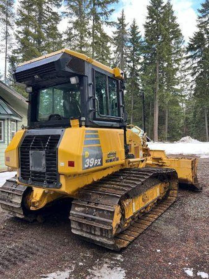 Used 2015 Komatsu D39PX-23