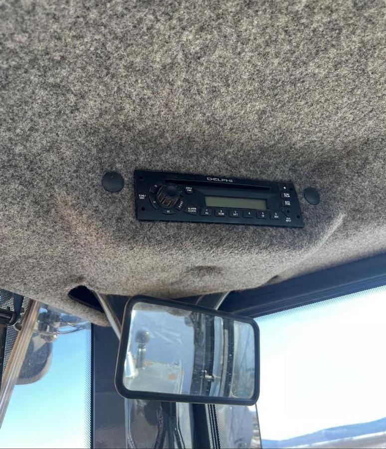 Used 2014 Deere 624K