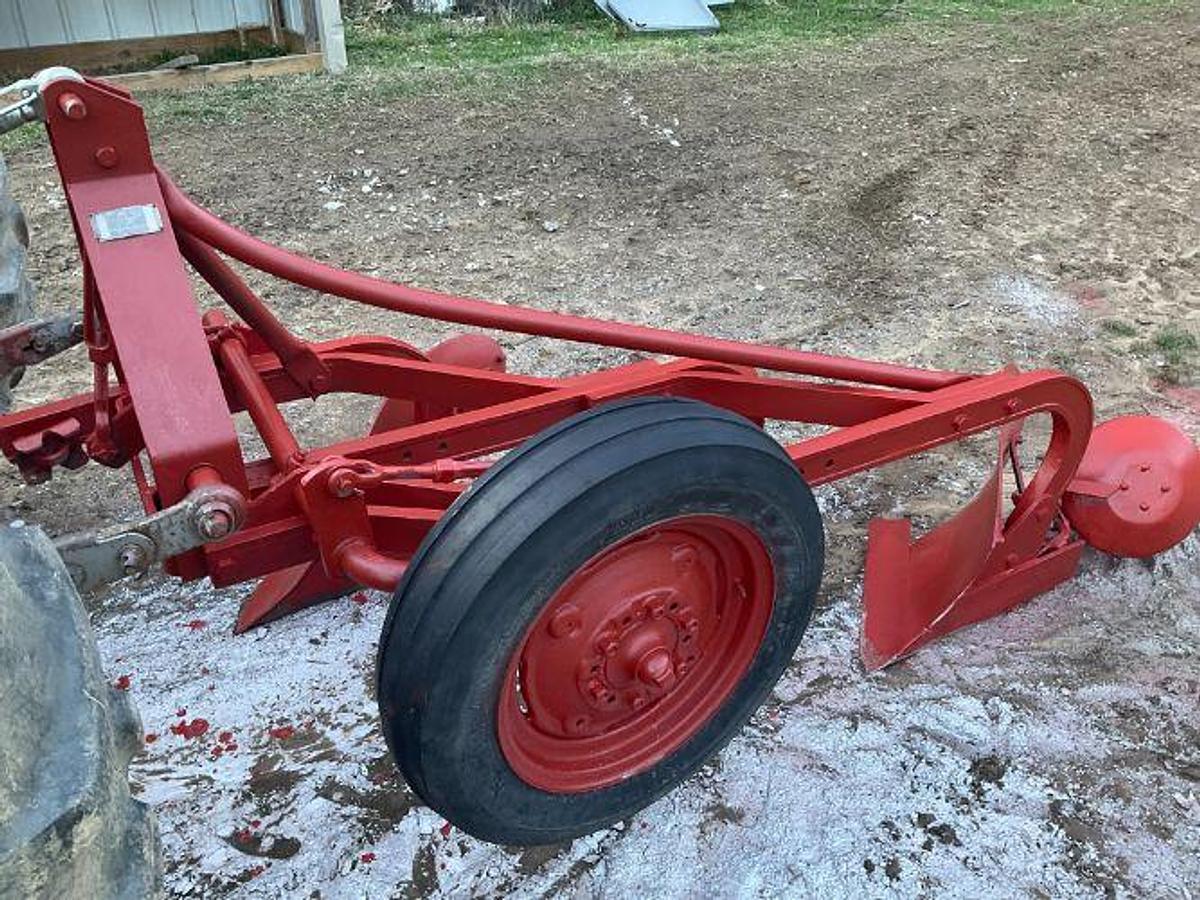 Used 1970 Massey Ferguson 165 With Plow
