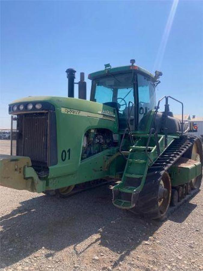 Used 2004 JOHN DEERE 9520T