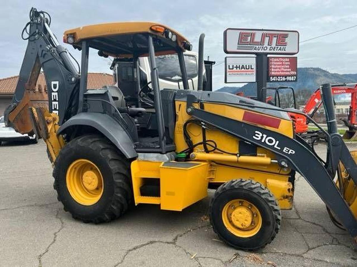 Used 2017 Deere 310L Turbo