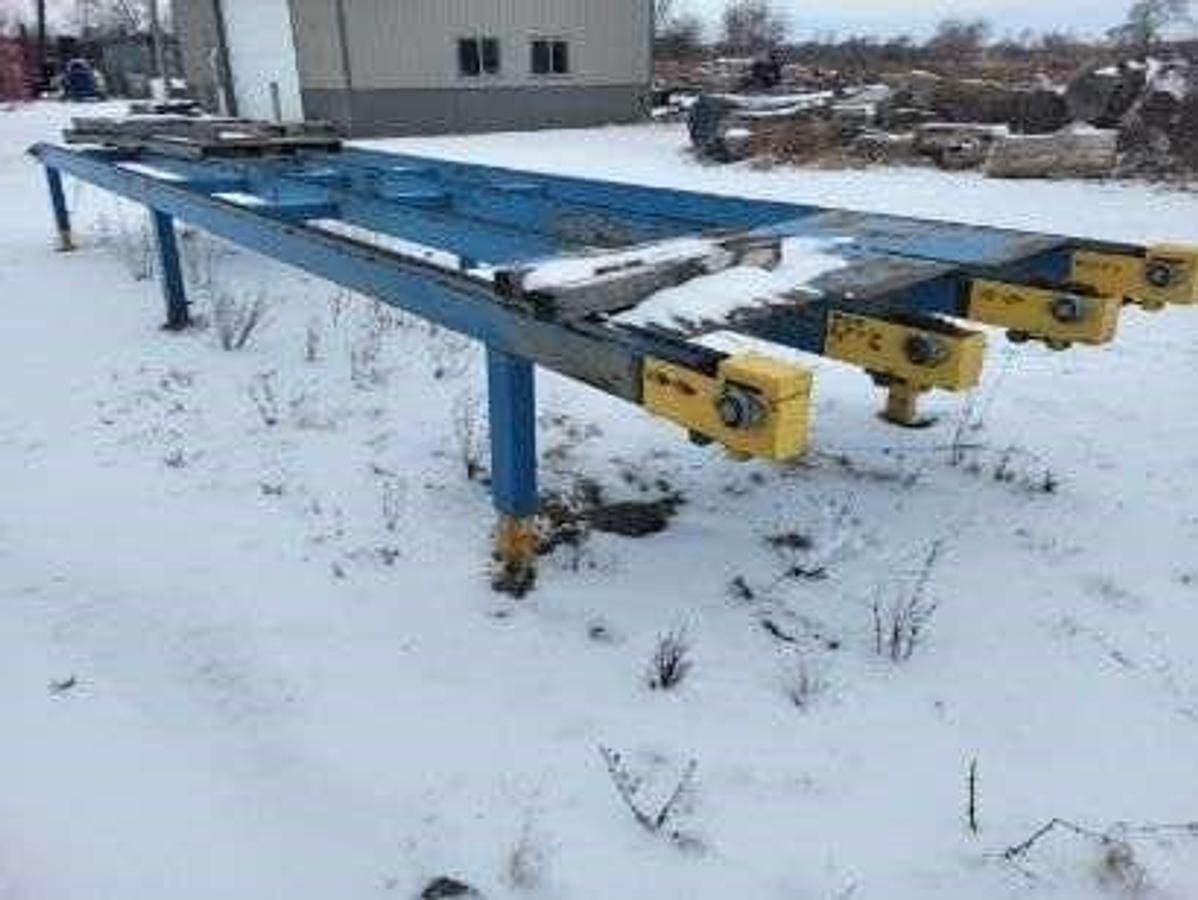Used 2013 Baker Rooftop Green Chain Conveyor Deck