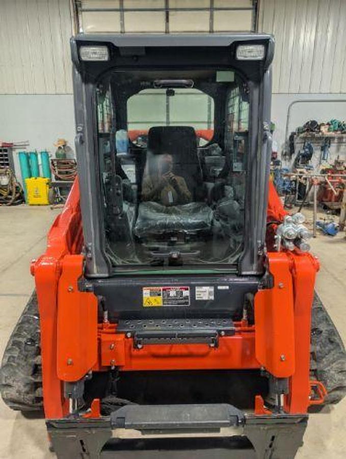 Used 2022 Kubota SLV92-2