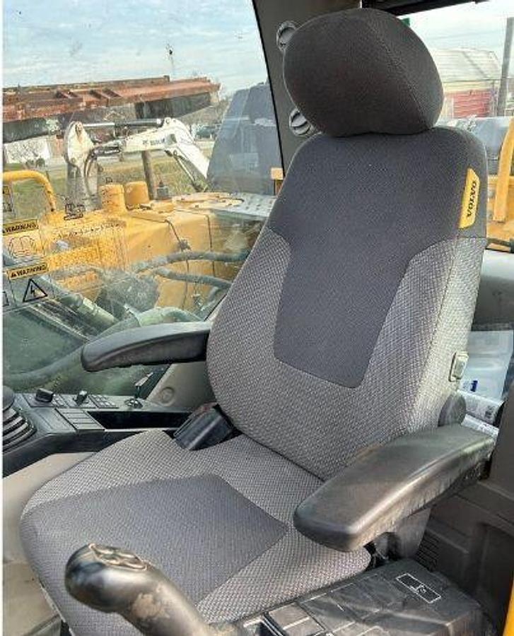 Used 2015 Volvo EC160E