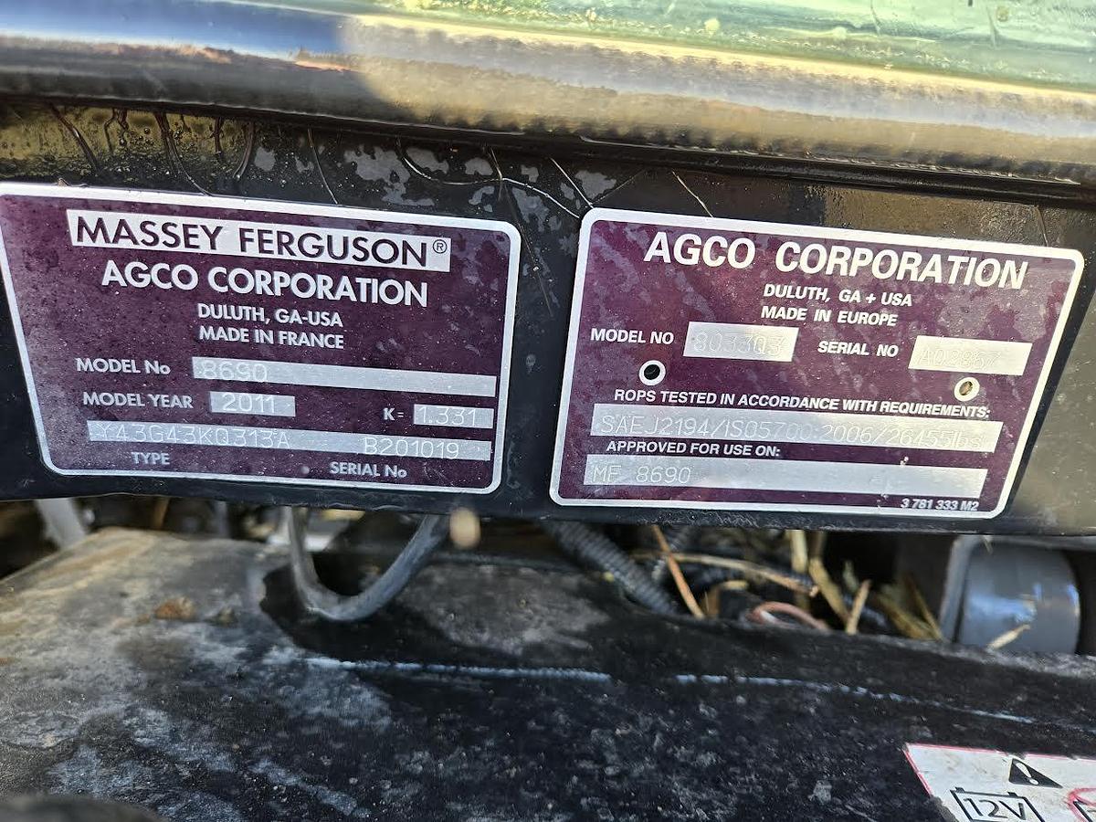 Used 2011 MASSEY FERGUSON 8690 Tractor