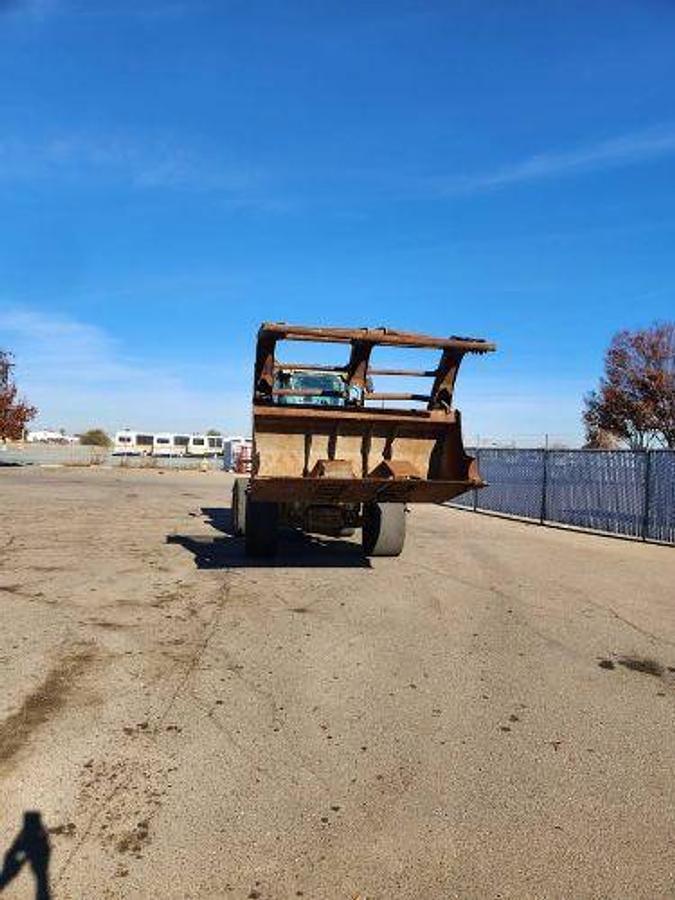 Used 2001 Caterpillar 924G