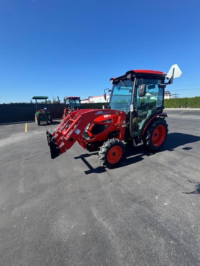 Used 2023 Kioti CK3520SEHST tractor