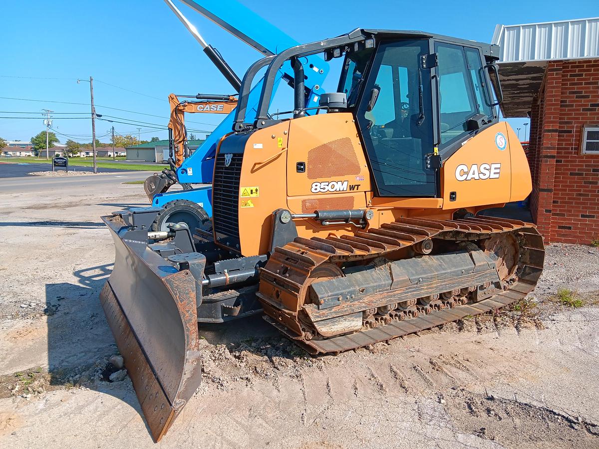 Used Case 850