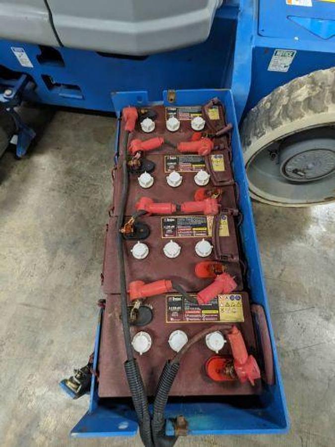 Used 2013 Genie Z-30/20N