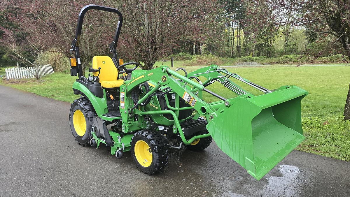 Used 2023 John Deere 2025R