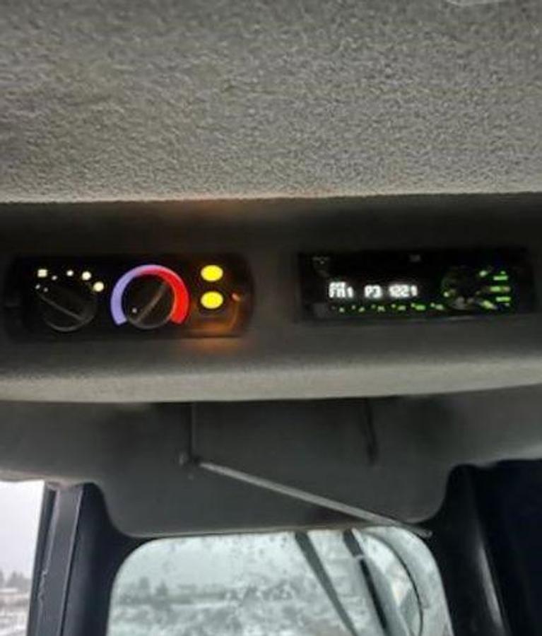 Used 2018 CATERPILLAR D6T LGP