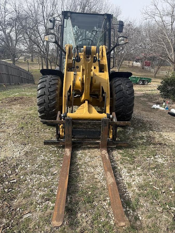 Used 2019 Caterpillar 906m