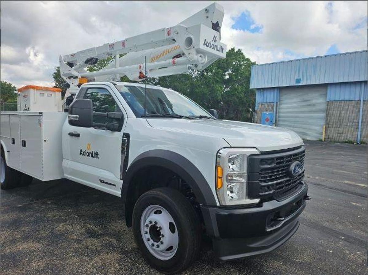 Used 2023 Ford F550 With Mounted On 2023 Axionlift AT4313L
