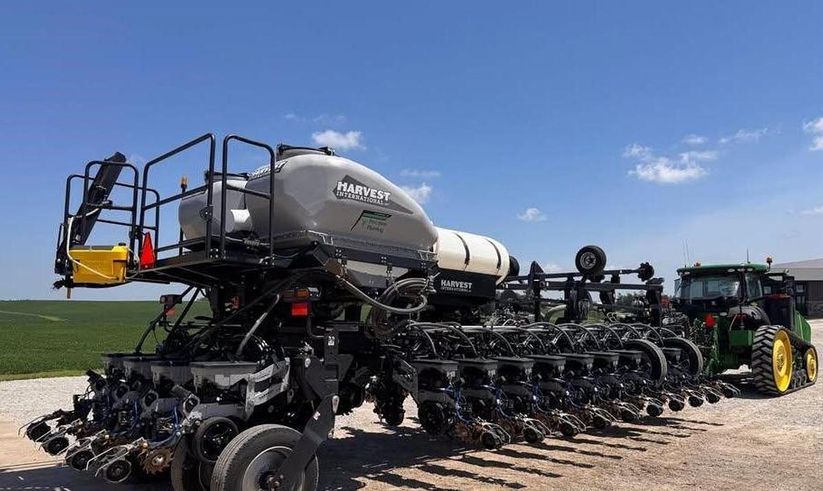 Used 2022 Harvest International Pb 6030brt Tractor