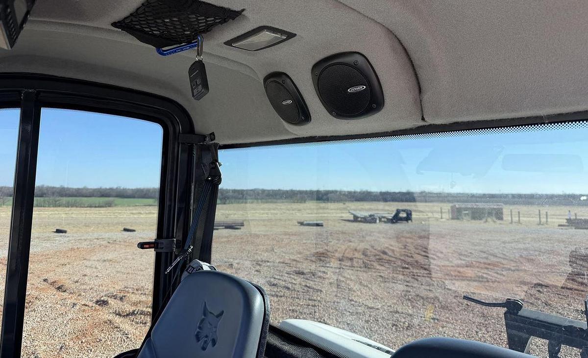 Used 2024 BOBCAT TOOLCAT UW53