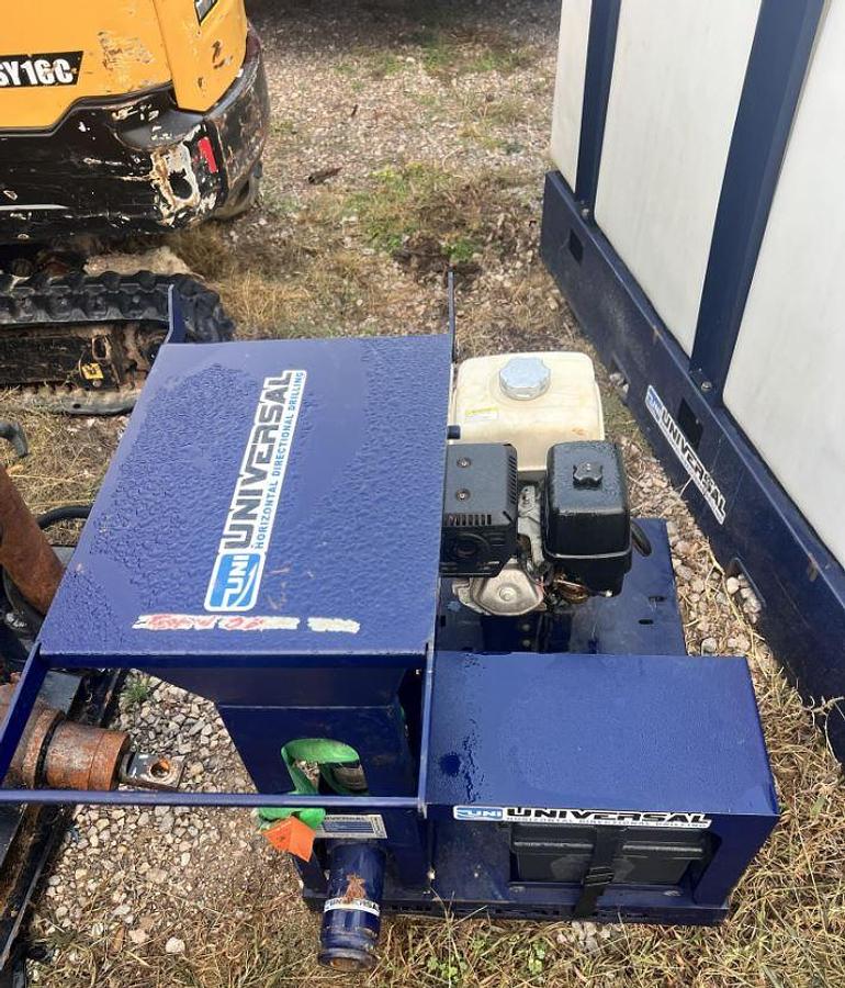 Used 2023 Universal 22X22