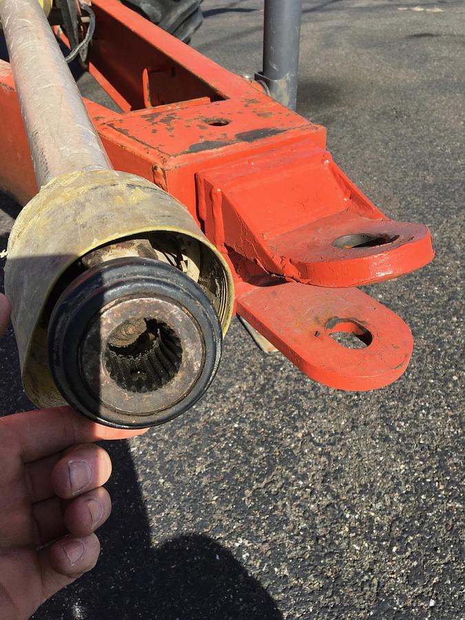 Used Unverferth HT25 & Killbros 690