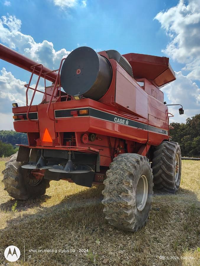 Used 1999 Case 2388H Combine