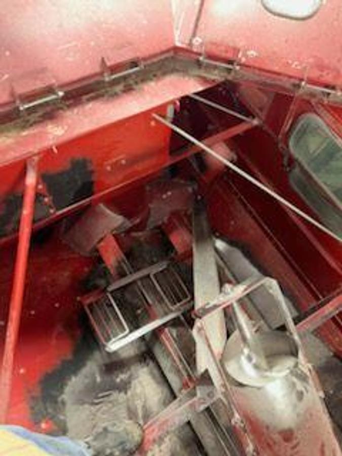 Used 2006 Case IH 2377 Combine