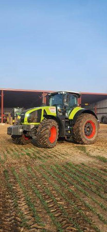 Used 2020 CLAAS Axion 940